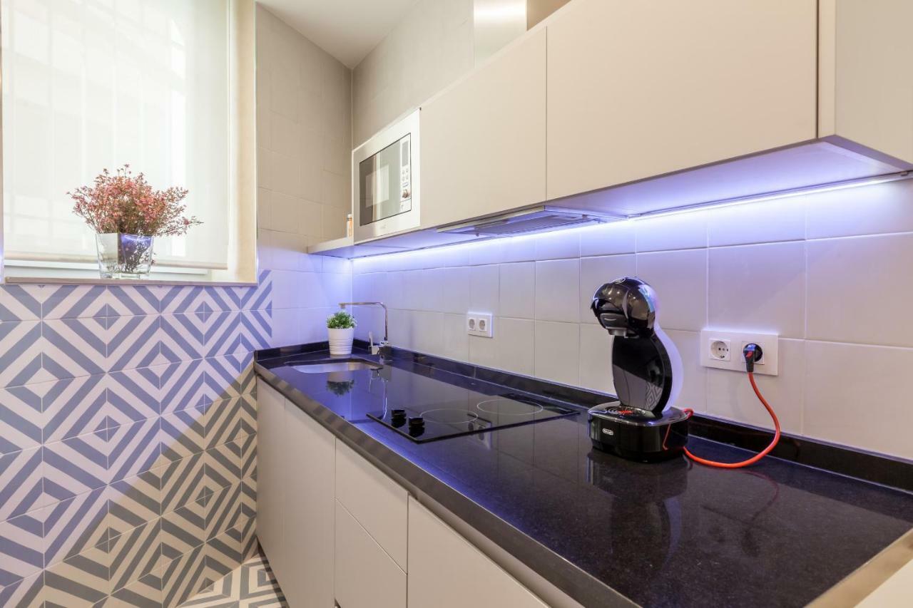Apartamentos Rg Suites Jardines De Murillo Sevilla Kültér fotó